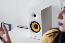 Edifier R1080BT White